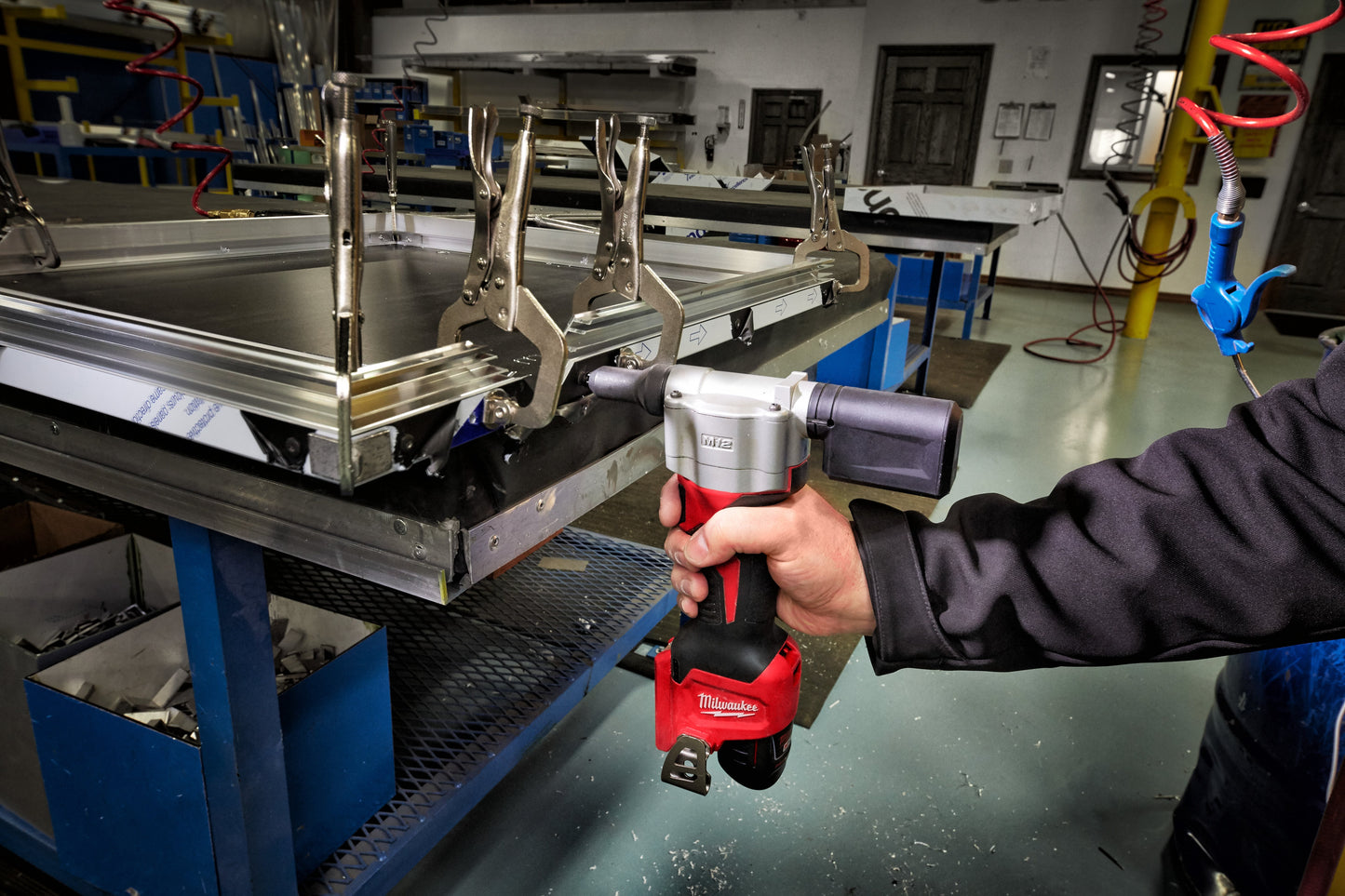 Remachadora Subcompacta Milwaukee M12 BPRT-0