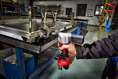 Remachadora Subcompacta Milwaukee M12 BPRT-0